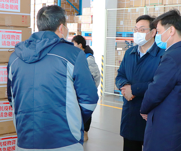 Il sindaco della città di Taizhou Zhu Lifan visita la nostra azienda per indagare sulla ripresa del lavoro, sulla produzione e sulla prevenzione dell'epidemia